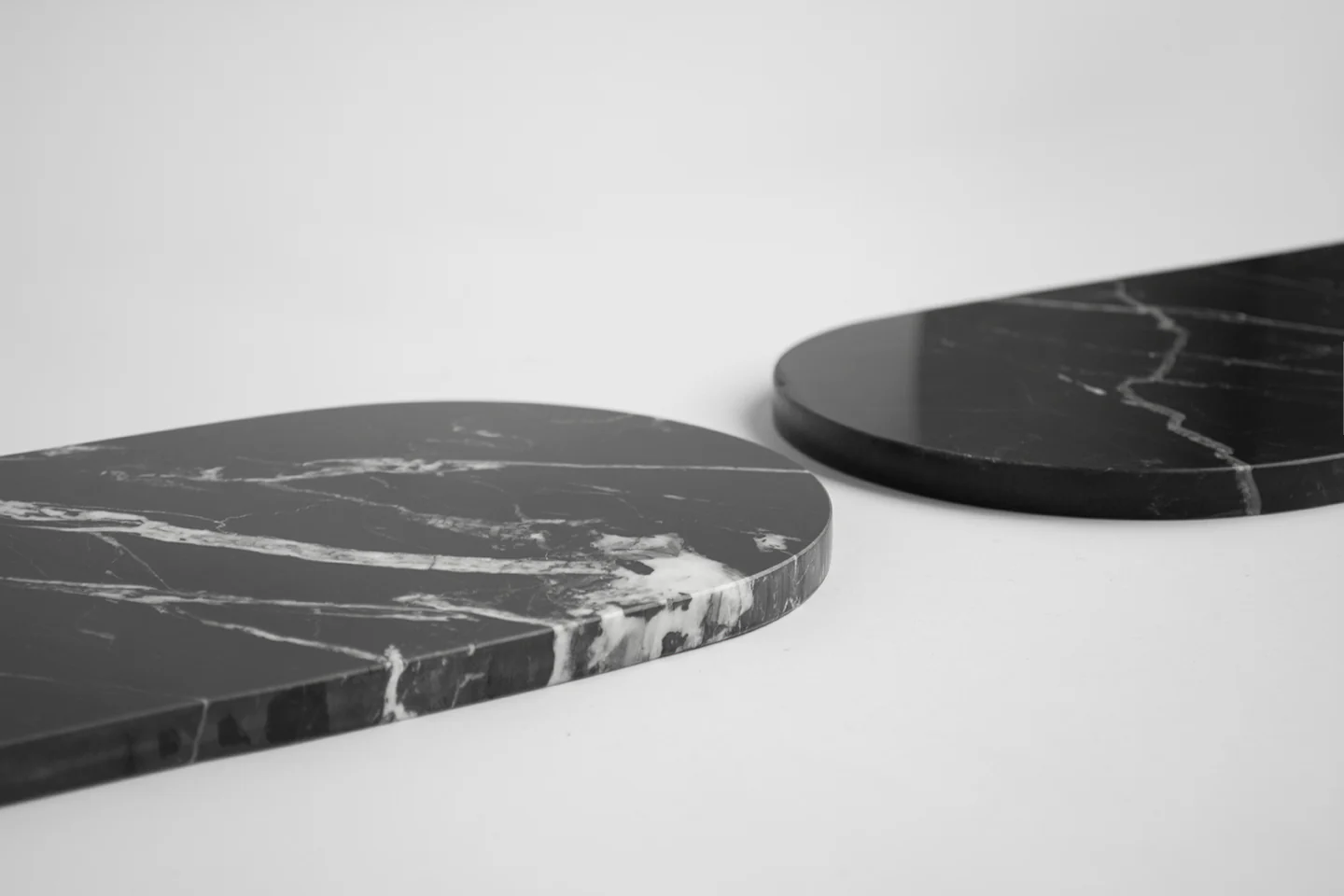 BLACK MARBLE ARCHED PLATTER - Image 6