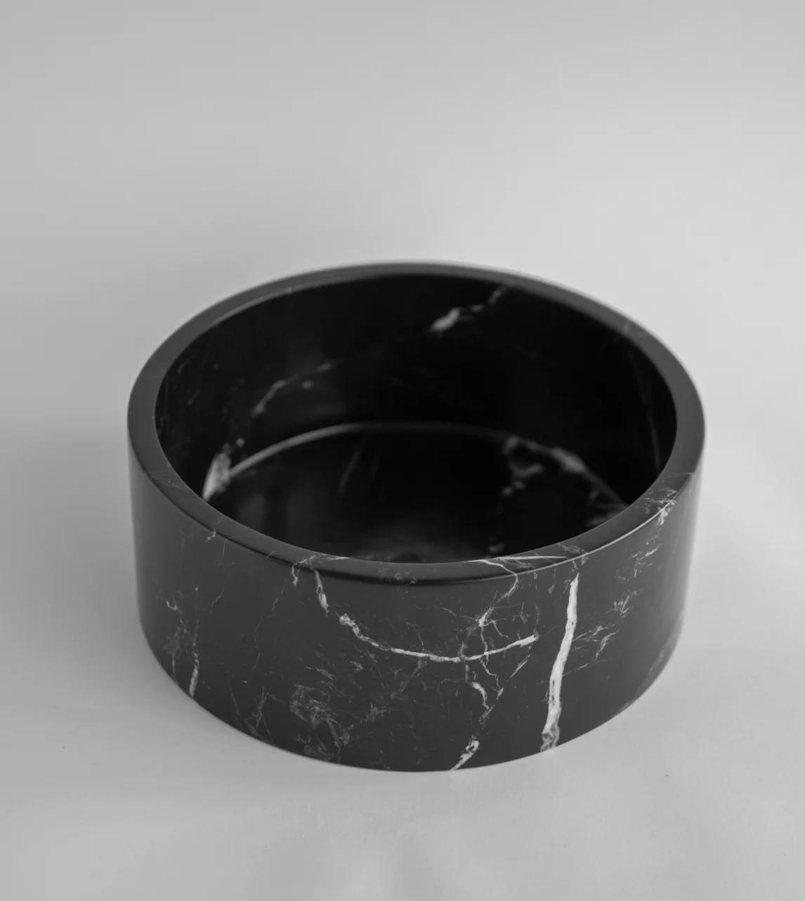 BLACK MARBLE CYLINDER BOWL - Image 3