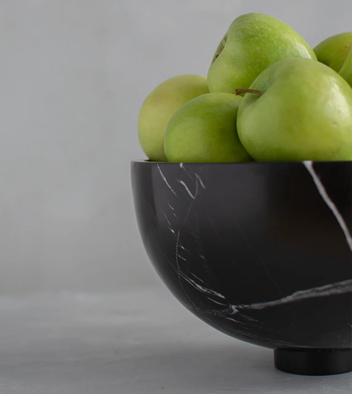 BLACK MARBLE FRUIT BOWL - Image 3