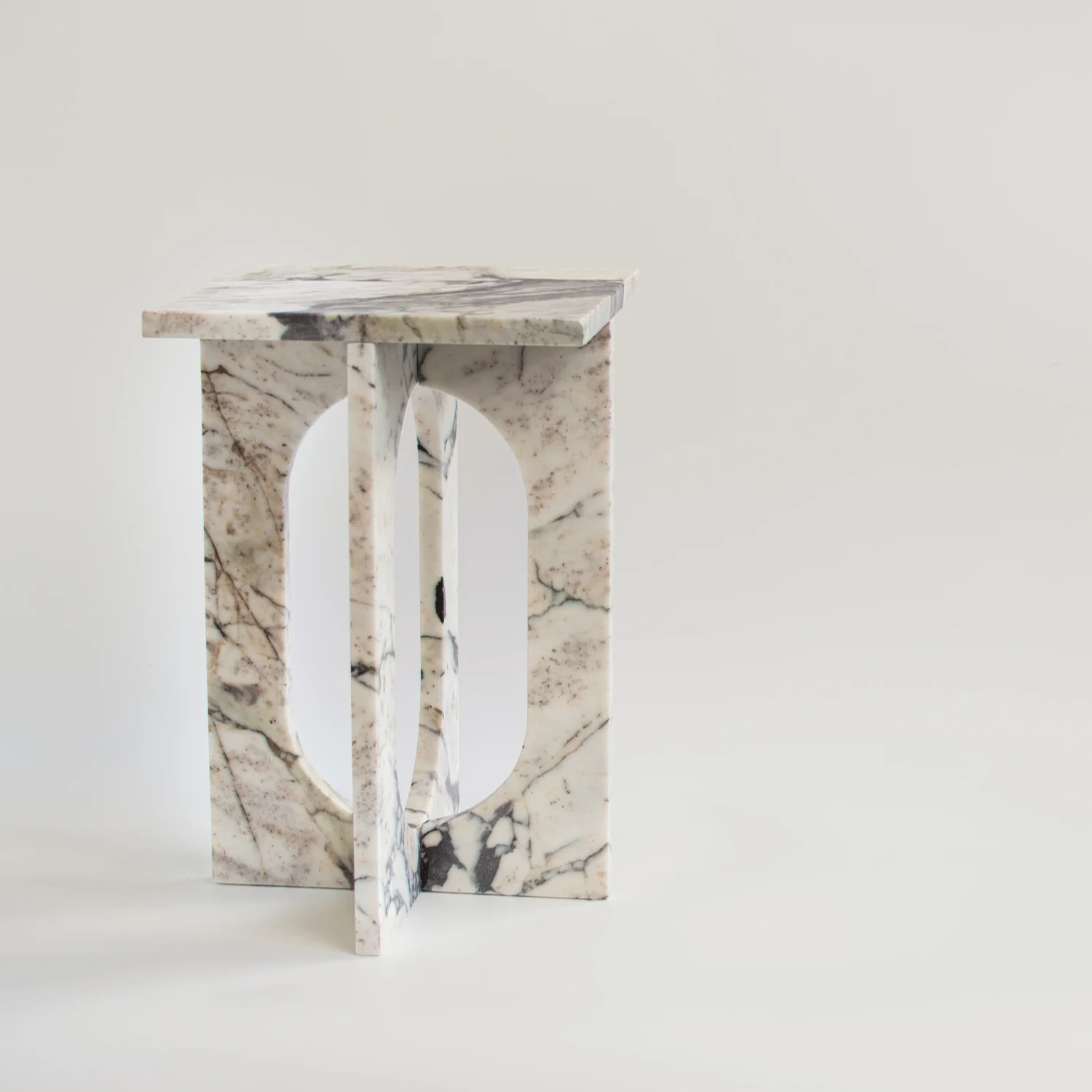 'BOND' SIDE TABLE - CALACATTA MARBLE - Image 6