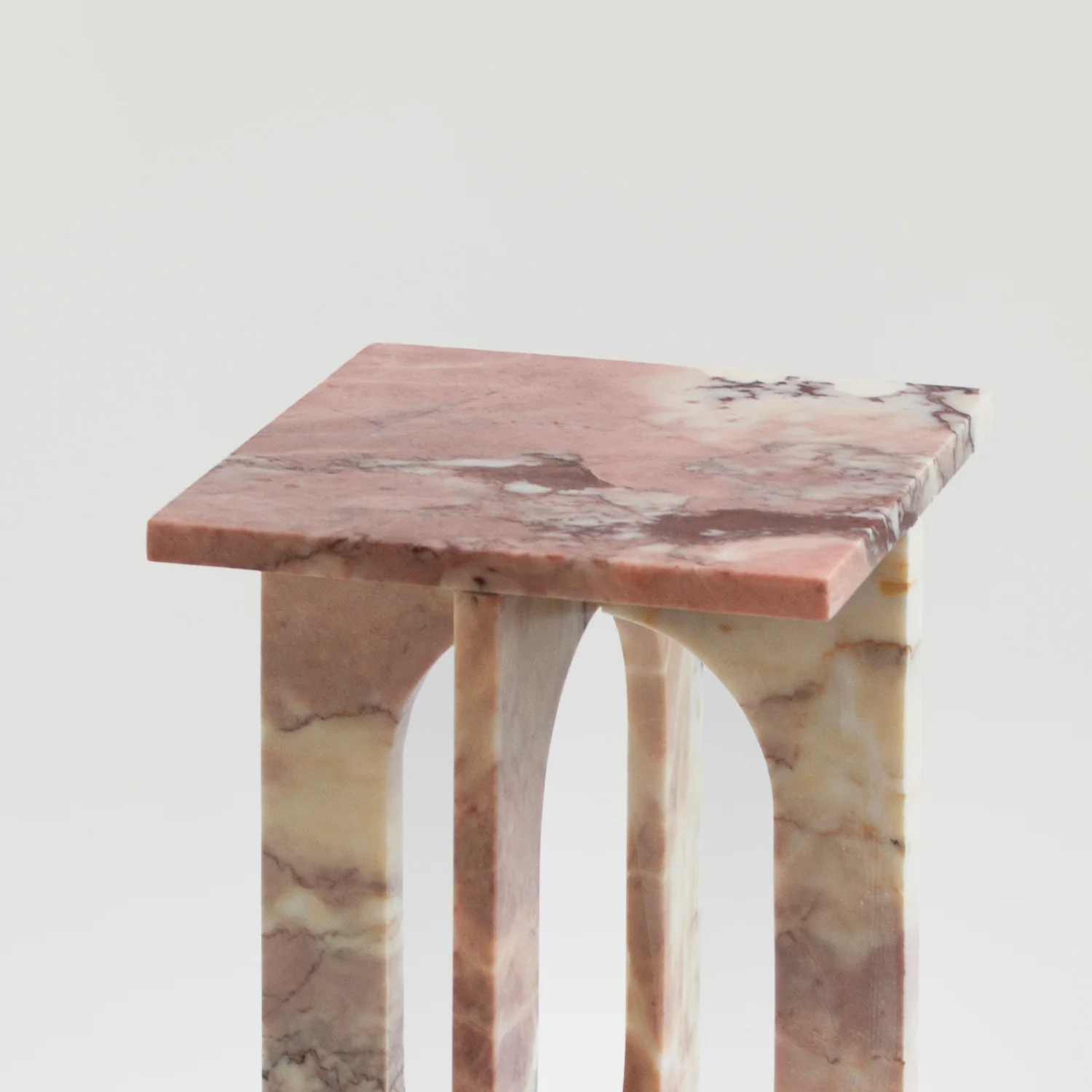 'BOND' SIDE TABLE - PINK MARBLE - Image 4