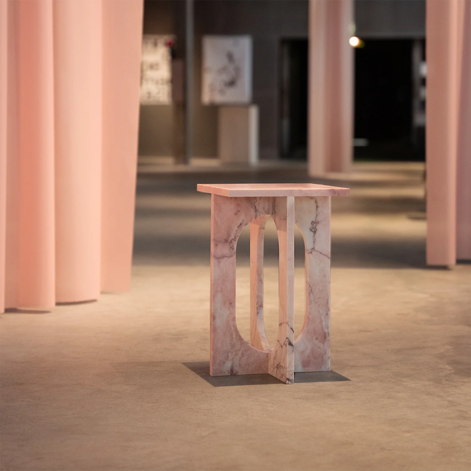 'BOND' SIDE TABLE - PINK MARBLE - Image 7