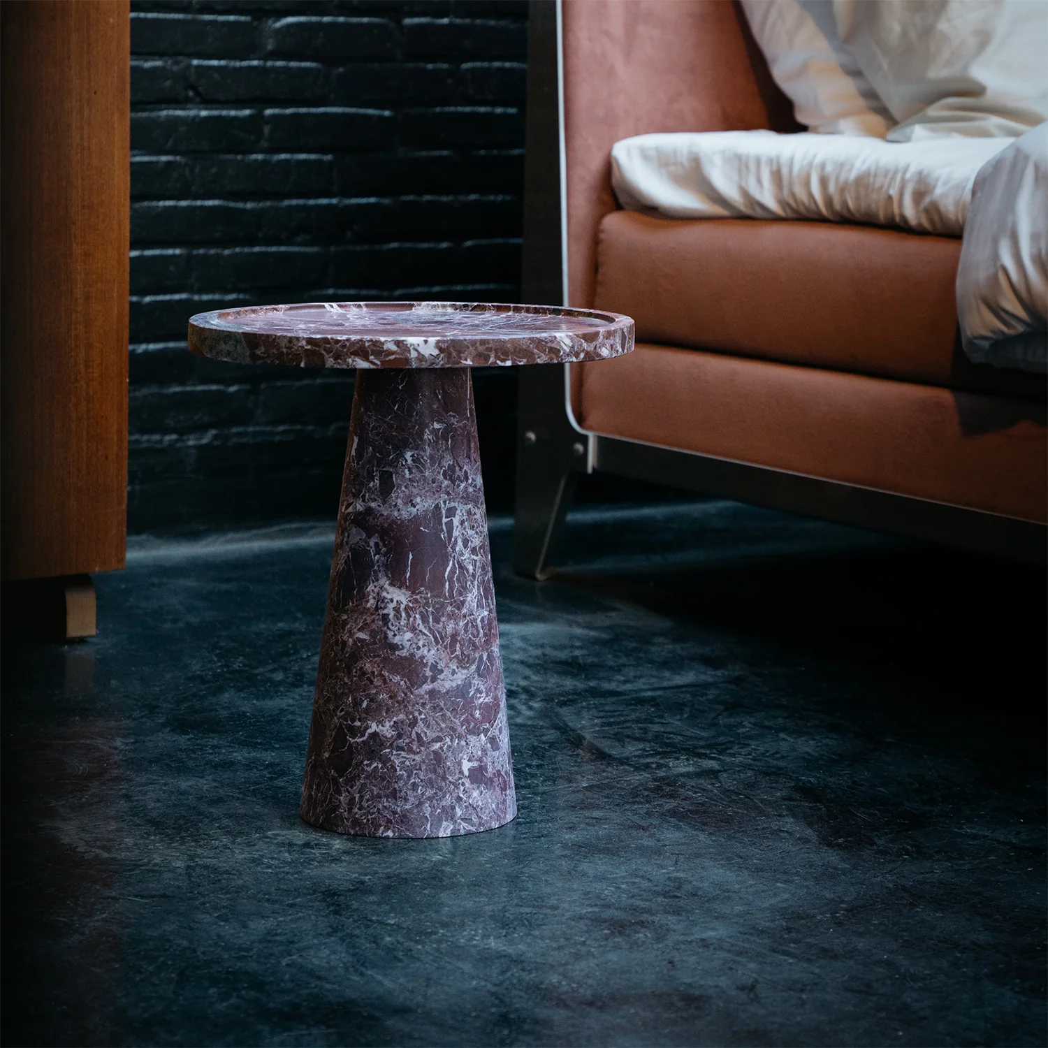 ROSSO LEVANTO CONE SIDE TABLE - Image 4