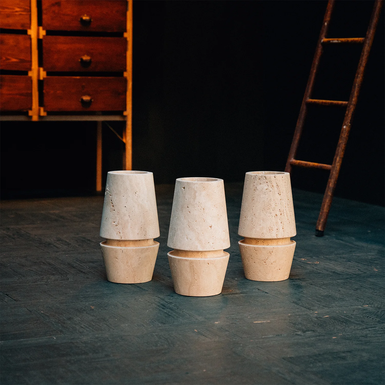 TRAVERTINE VASE 'MOTTO' - Image 6